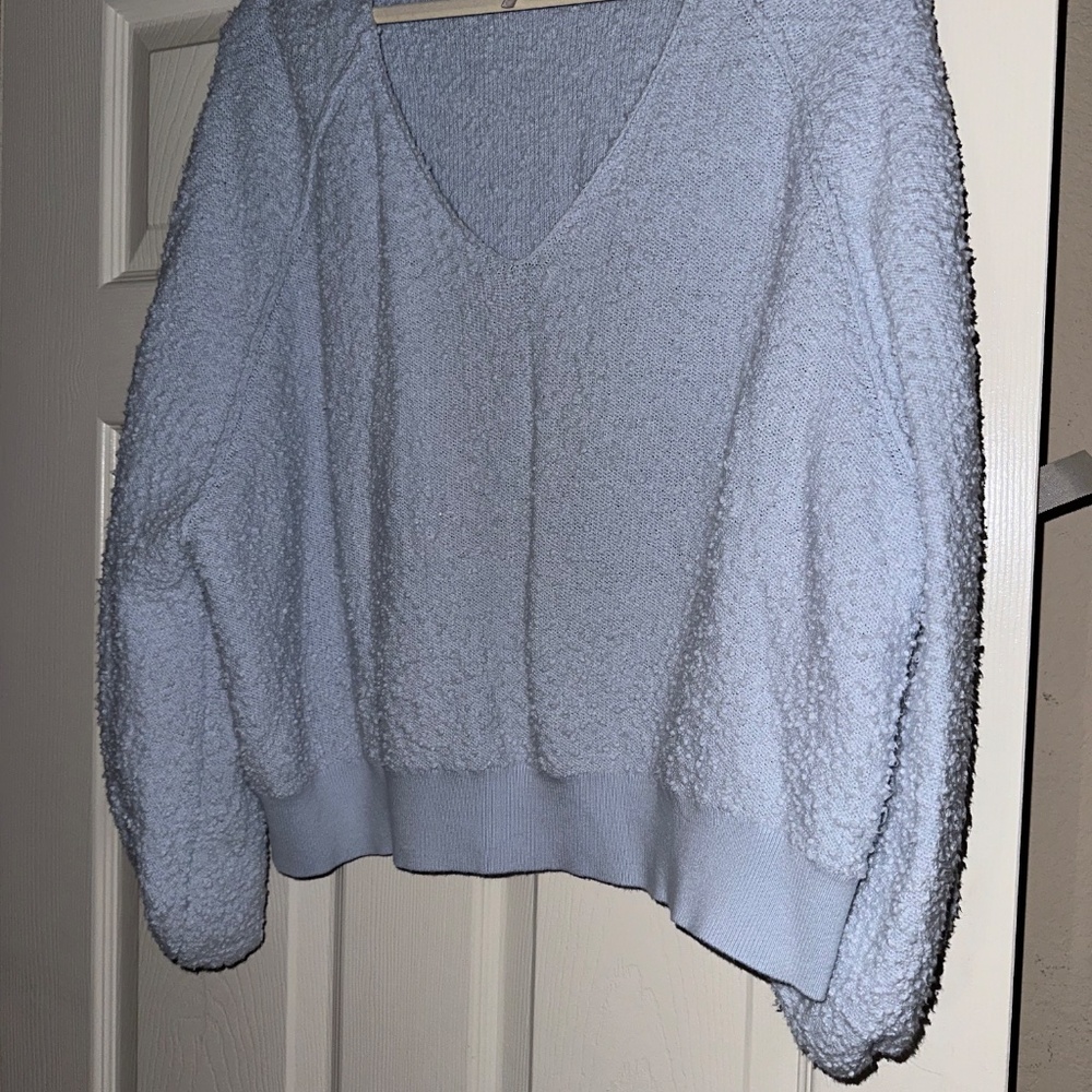 Sweater - Picture 2 of 4